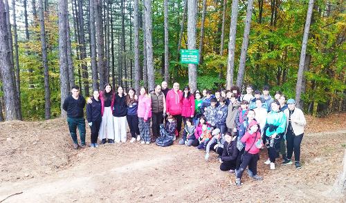In perioada 1-4 noiembrie Federația Română de Aikido Modern in parteneriat cu Romsilva - Directia silvică Gorj, Ocolul silvic Polovragi - au desfășurat proiectul de educație ecologică și forestieră